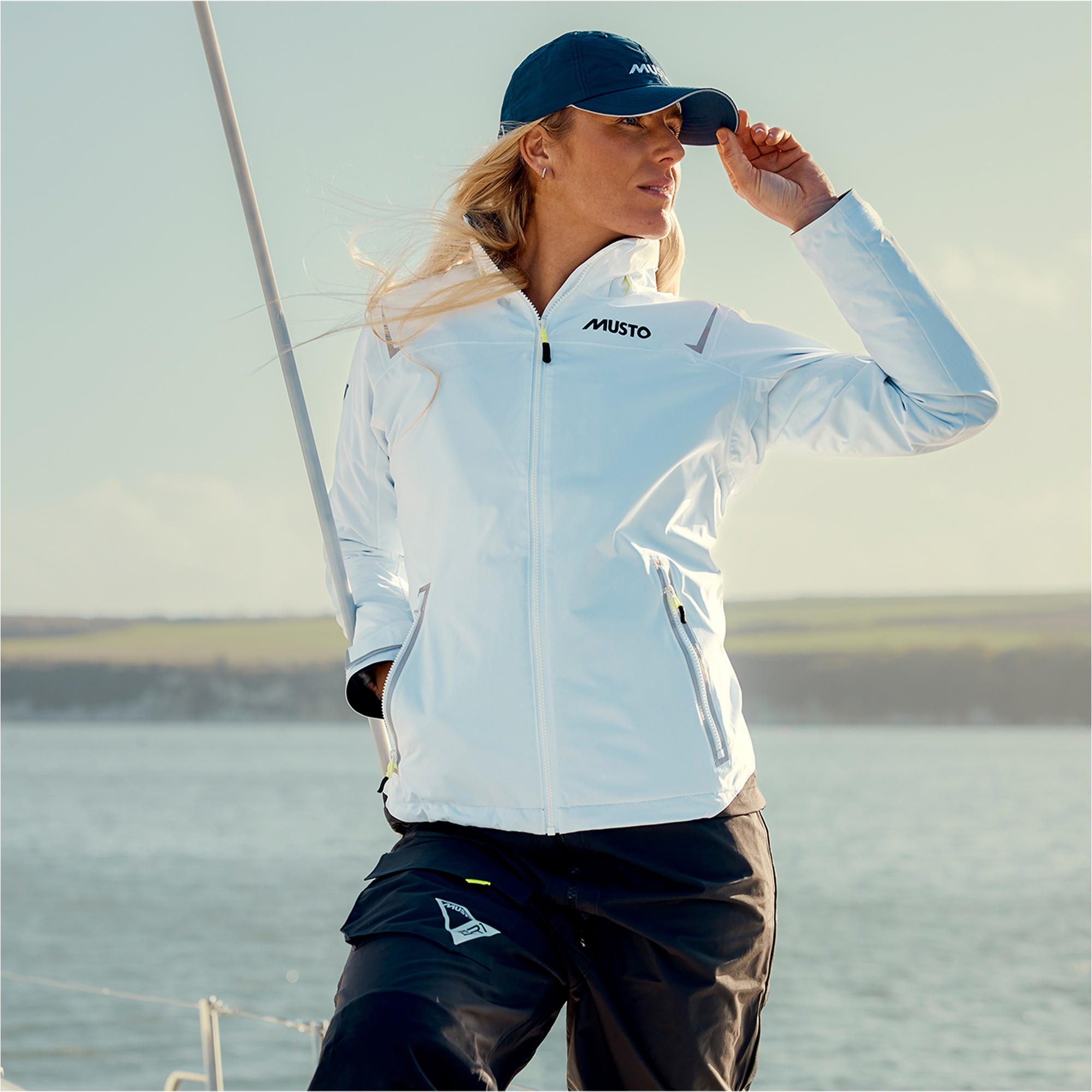 2025 Musto Womens BR1 Solent Sailing Jacket 82404 - White